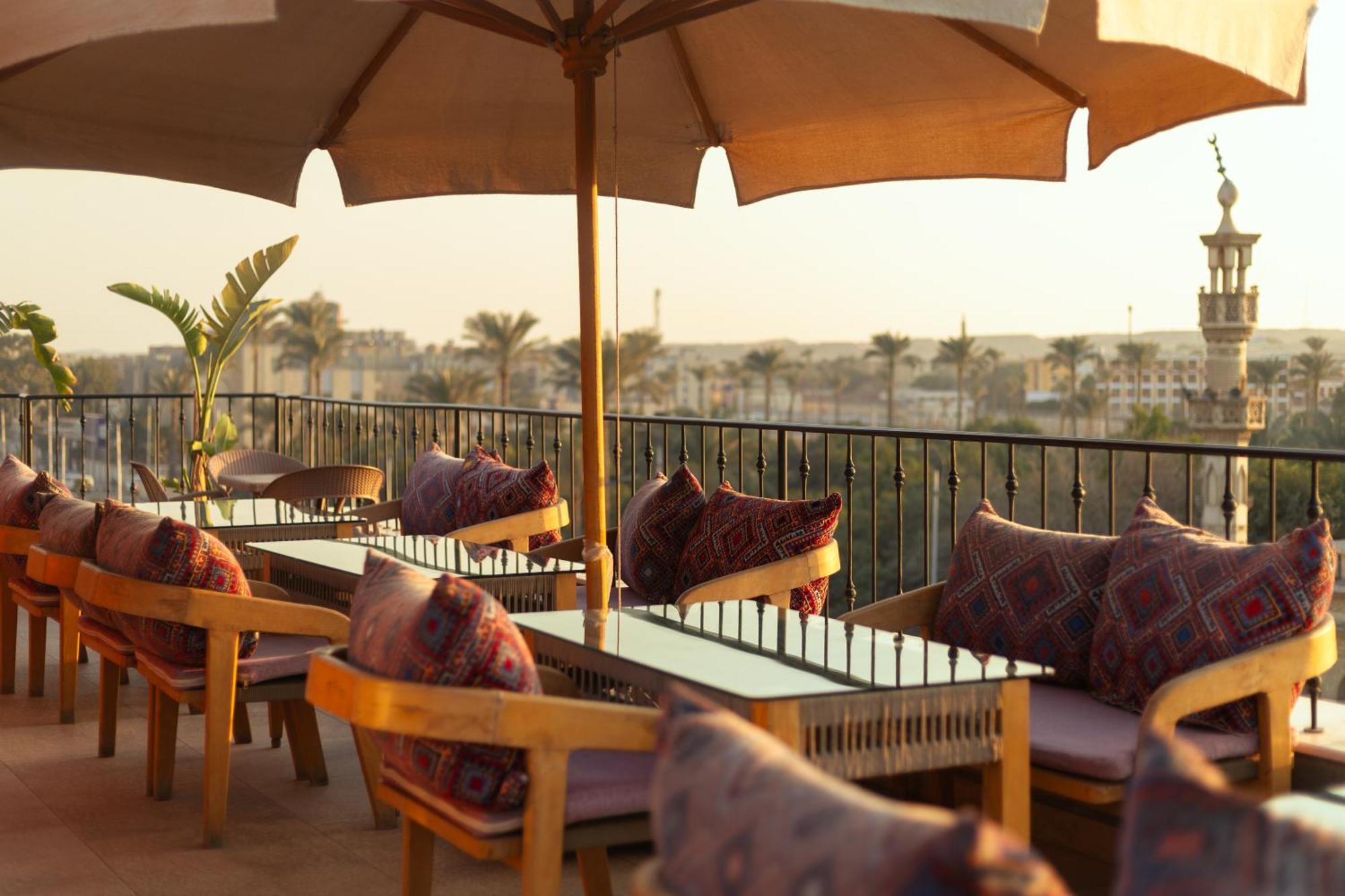 Almas Pyramids View Hotel Kafret el-Gabal Exterior foto